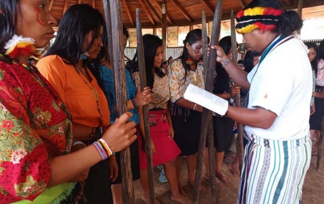 ECUADOR Achuar Youth Return To Classes MissionNewswire