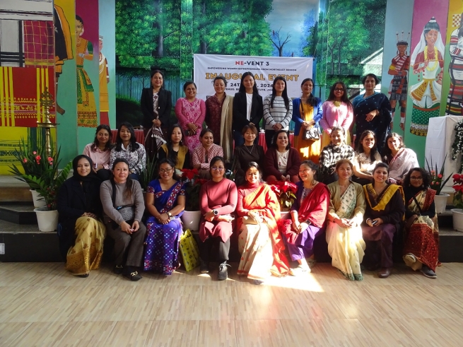 INDIA: Women gain entrepreneurial skills