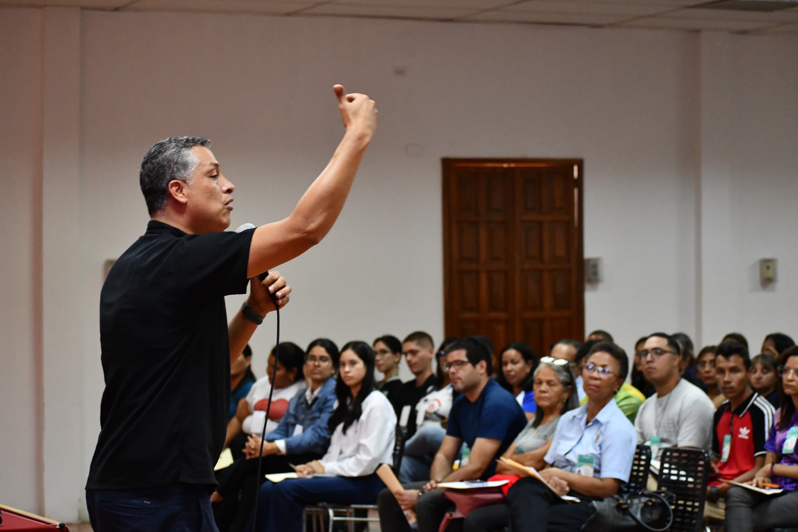 Salesian missionaries with the Province of St. Lucas in Venezuela* were able to provide training on the “Bosco Way Walking with Don Bosco Toward the Salesian Identity” thanks to donor funding from Salesian Missions
