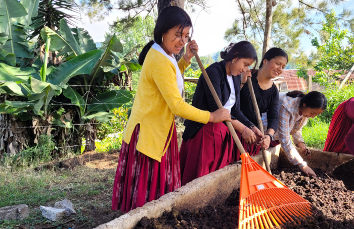 At Talita Kumi, located in San Pedro Carchá, Alta Verapaz, Guatemala, boarding students continue to implement environmental protection initiatives.