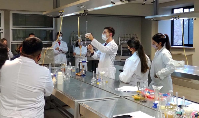 The Don Bosco Faculty of Oenology and Food Science in Argentina is celebrating its 60th anniversary.