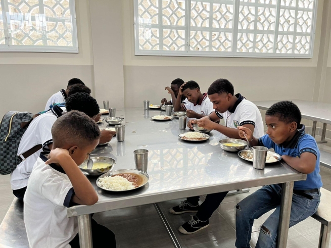 Salesian Project Foundation–North Coast inaugurated the Mamma Margherita school canteen at the Mother of the Savior Reference Center in Esmeraldas, Ecuador.