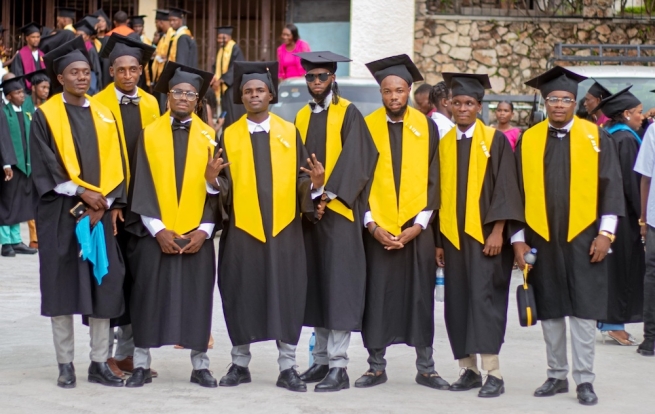 Students received their certificates of completion from the Timoun Kap Teke Chans Vocational School in Haiti, known as Timkatec