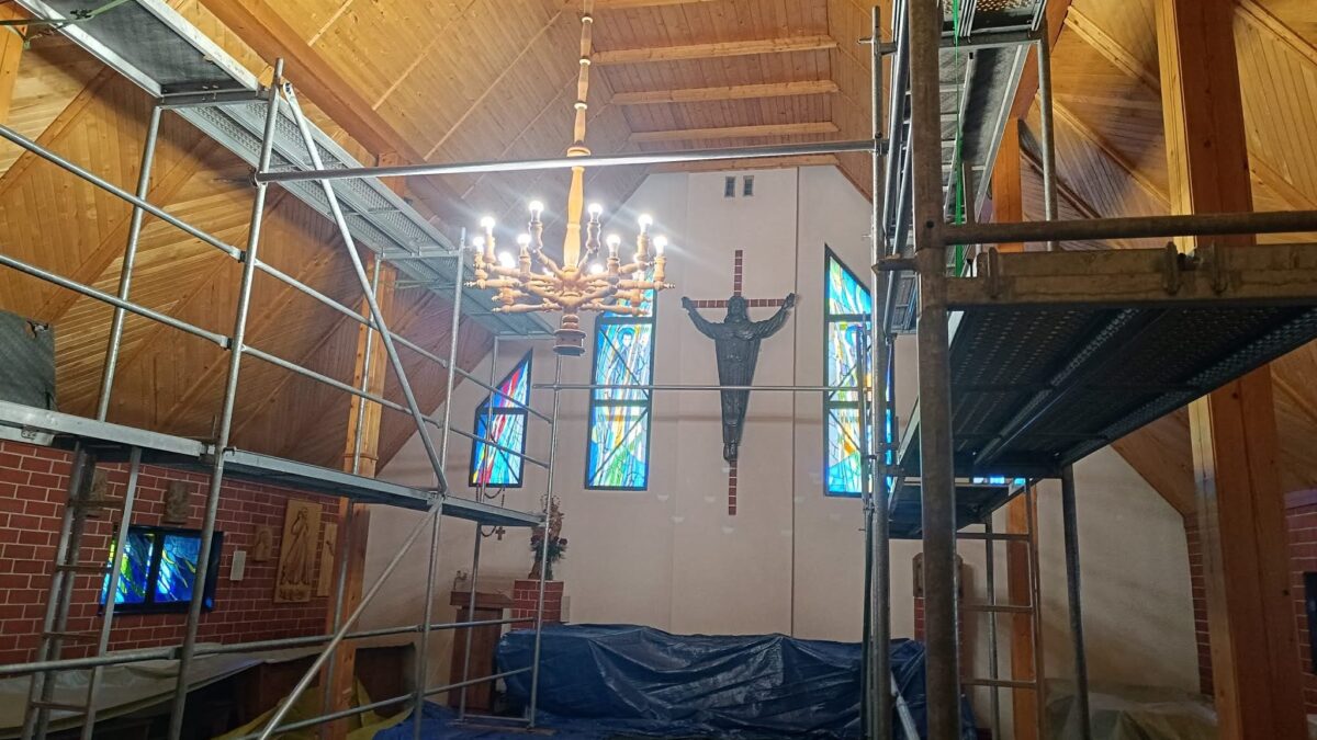 Salesians in Marianówka, a village in Poland, have been able to make repairs to a chapel thanks to donor funding from Salesian Missions