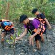 Students in grades 7-9, together with teachers from the primary and secondary education departments of Sarasit Phithayalai School, in the Ban Pong district in the Ratchaburi Province of Thailand, participated in a summer camp where they learned about environmental responsibility.