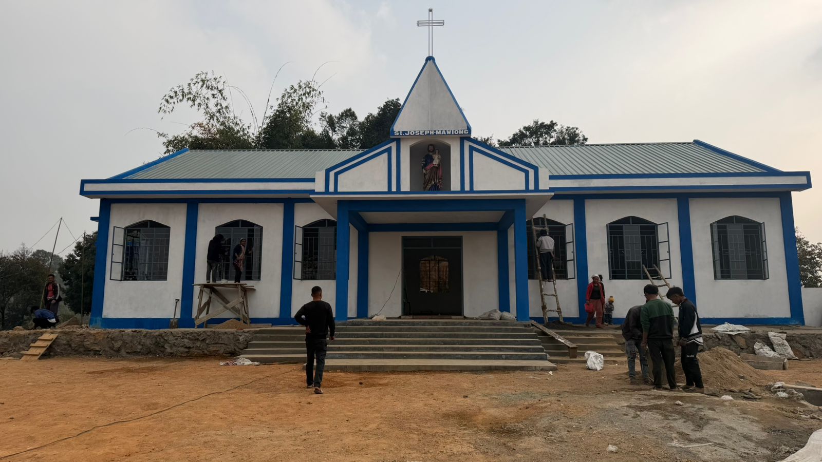 Salesian missionaries constructed the Mawiong Chapel in the Rangblang Parish, located in the West Khasi Hills District of Meghalaya, India, thanks to donor funding from Salesian Missions,