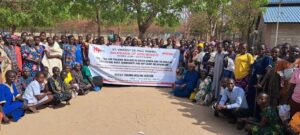 Salesians of Don Bosco’s St. Vincent de Paul Parish, located in Gumbo, South Sudan*, launched a six-month cycle of trauma healing sessions, bringing together more than 300 participants from both Don Bosco’s internally displaced community and the host parish community