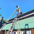 Salesian missionaries received donor funding for solar backup for three communities thanks to Salesian Missions, the U.S. development arm of the Salesians of Don Bosco.