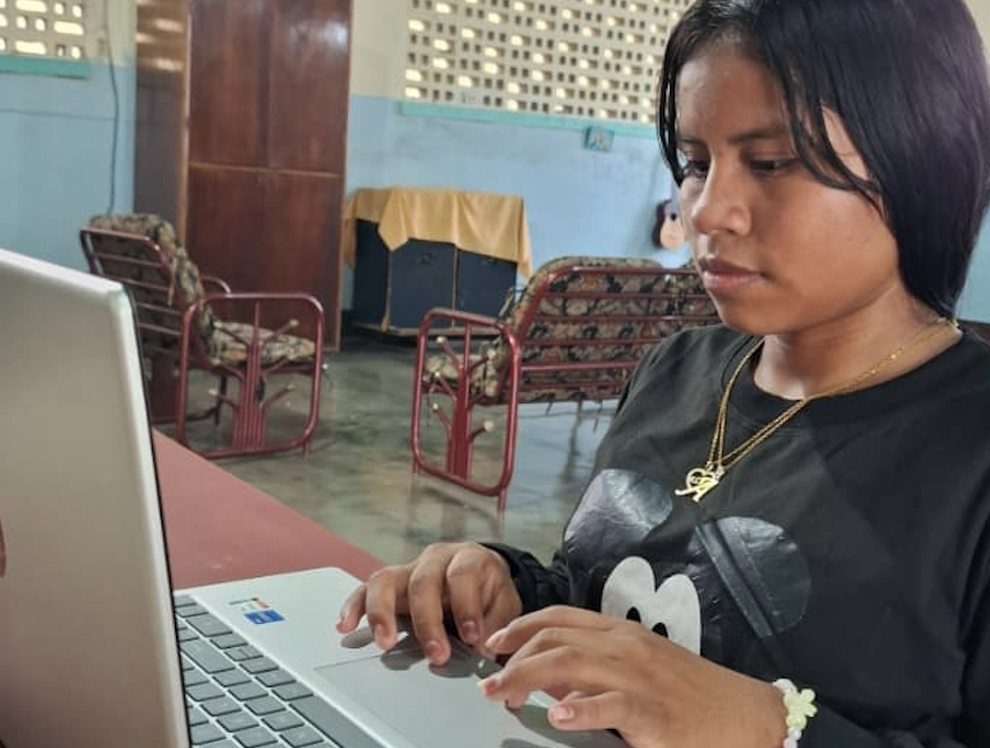 Salesian missionaries launched a technology project for Indigenous communities in the Amazon in Venezuela* thanks to donor funding from Salesian Missions