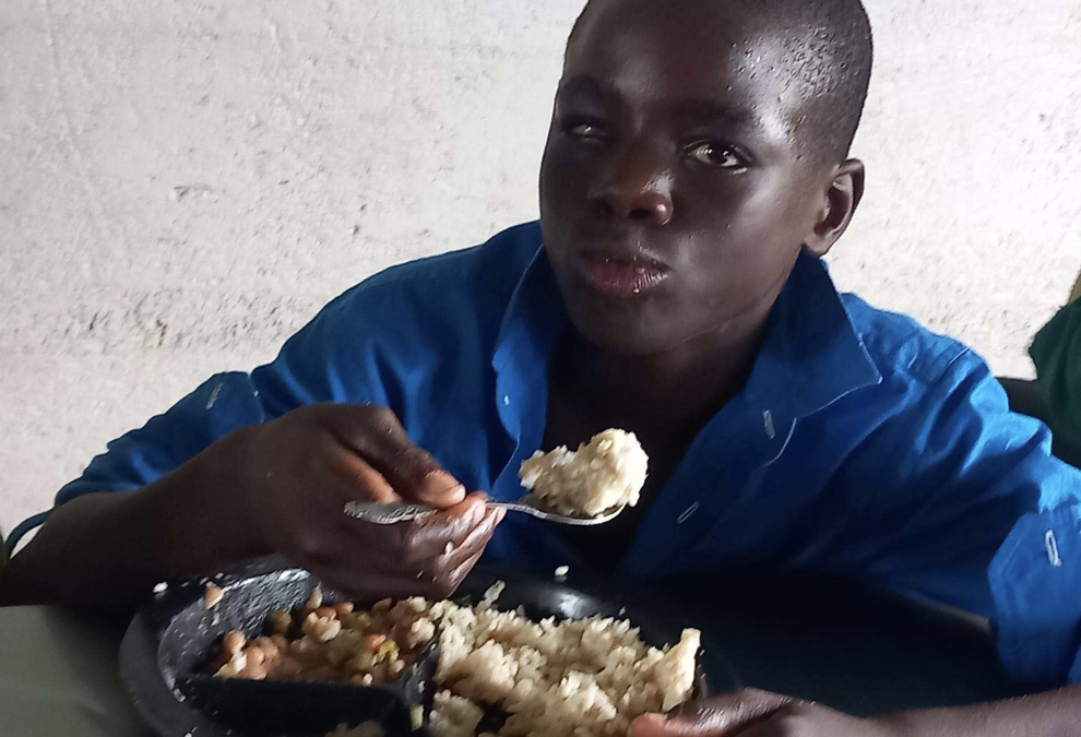 Salesian missionaries operating the Children’s Home, part of Don Bosco Makululu, located in Kabwe, Zambia, had donor funding for its feeding program thanks to Salesian Missions