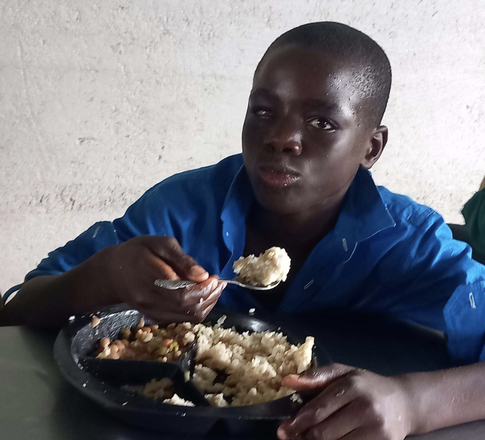 Salesian missionaries operating the Children’s Home, part of Don Bosco Makululu, located in Kabwe, Zambia, had donor funding for its feeding program thanks to Salesian Missions